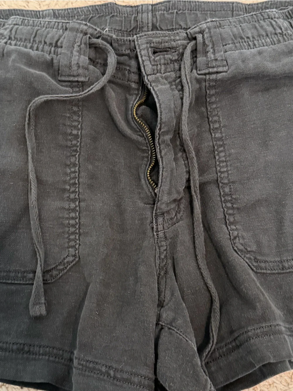 American Eagle Outfitters Black Drawstring Patch-Pocket Athletic Shorts